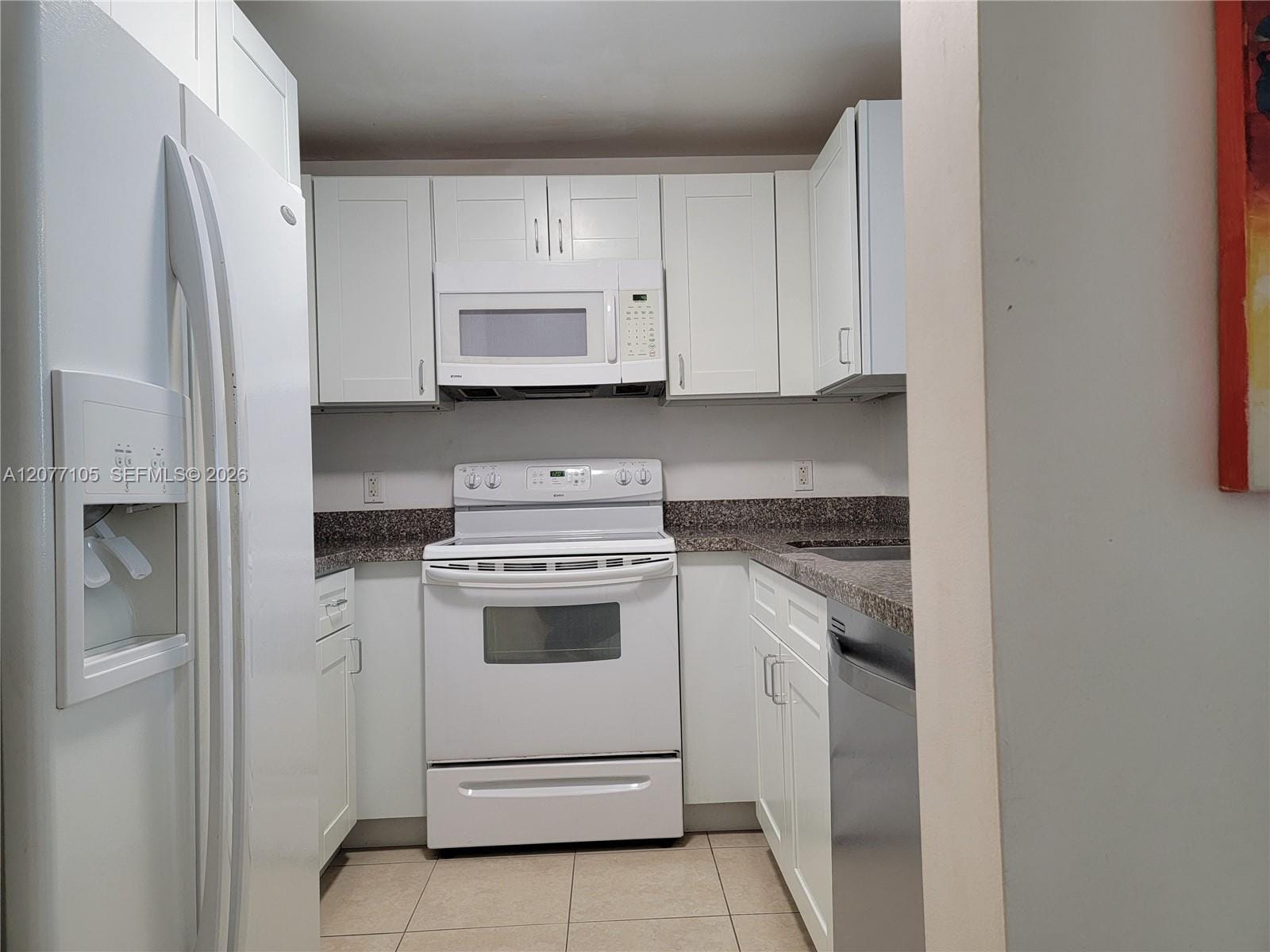 185 SE 14th Terrace 1101 — photo 4