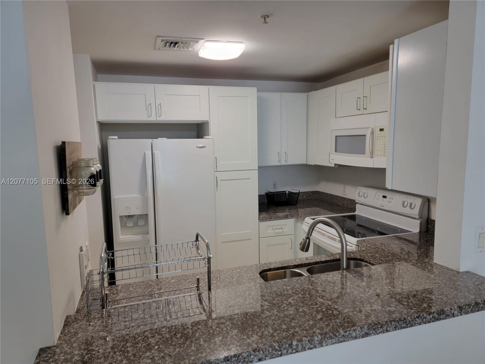 185 SE 14th Terrace 1101 — photo 5