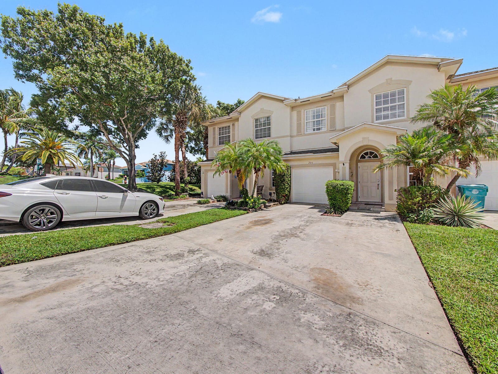 206 Birch Street, Boynton Beach, FL 33426 photo 2