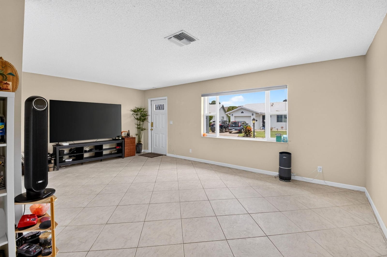 2116 SW 22ND Court — photo 3