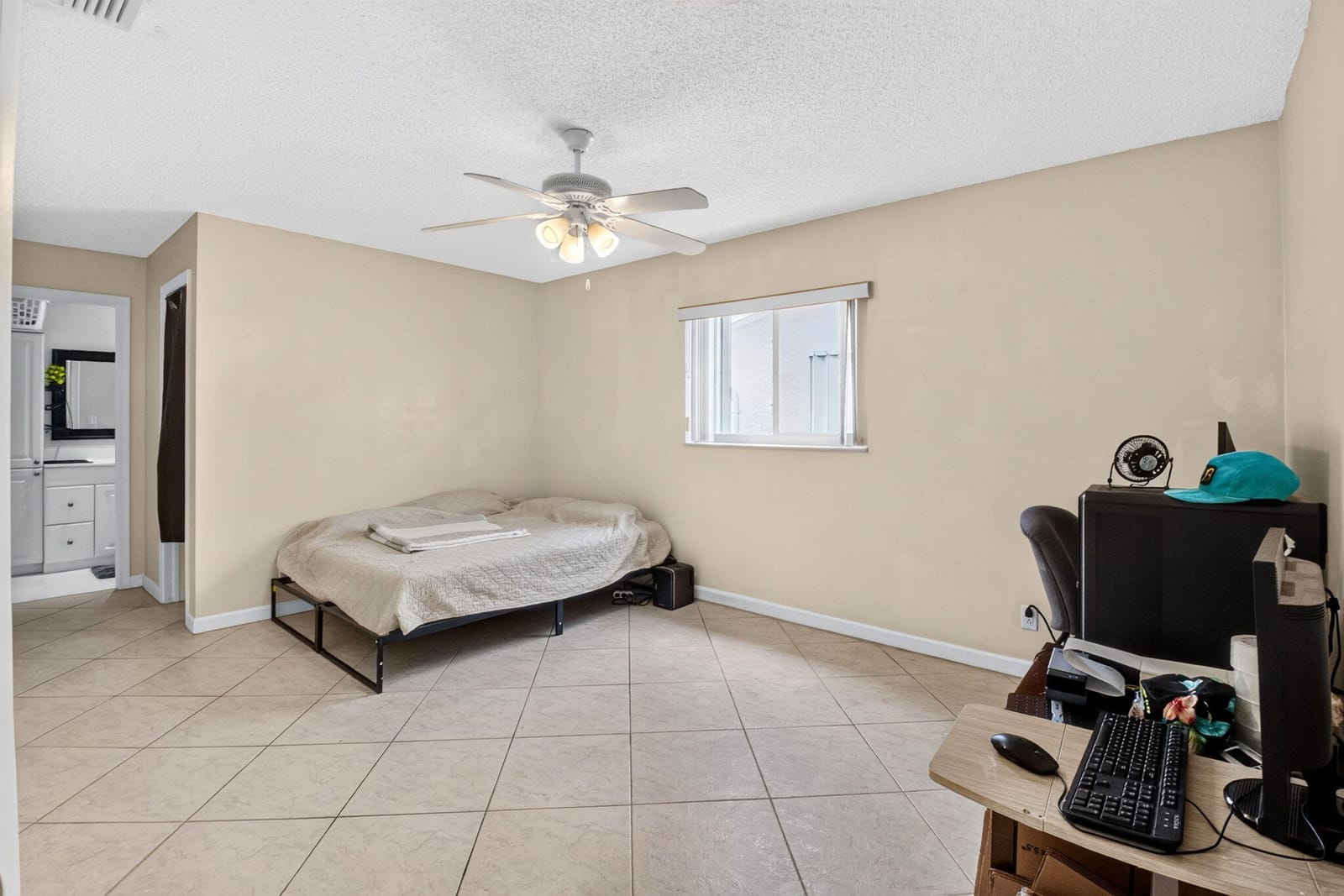 2116 SW 22ND Court — photo 6