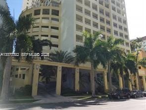 170 SE 14th Street 1502, Miami, FL 33131 photo 2