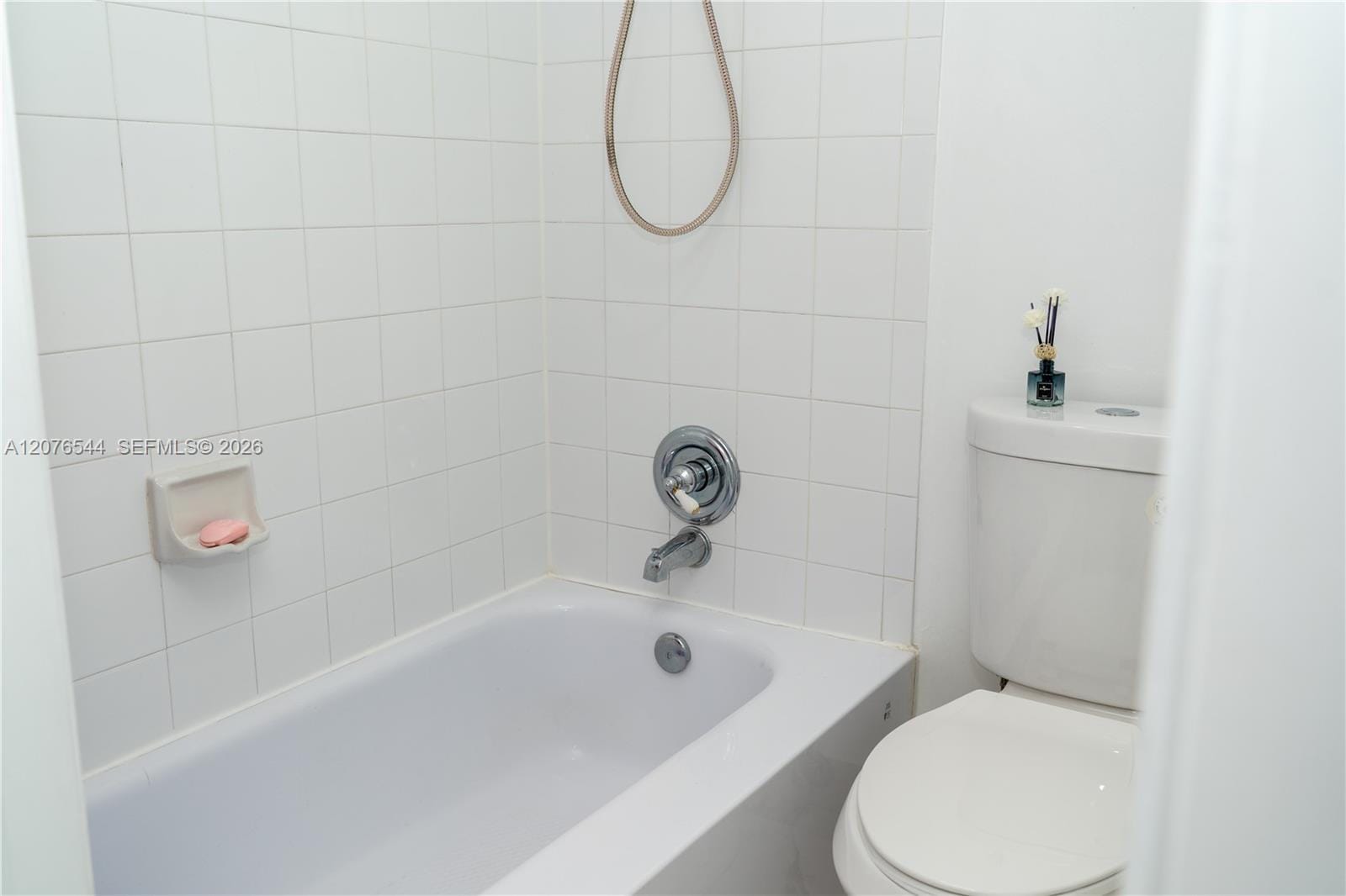 854 NW 87th Avenue 405, Miami, FL 33172 photo 16