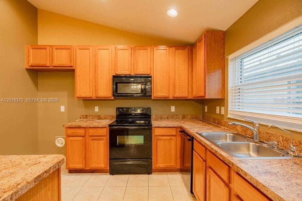 311 Delwood Breck Street, FL 33570 photo 24