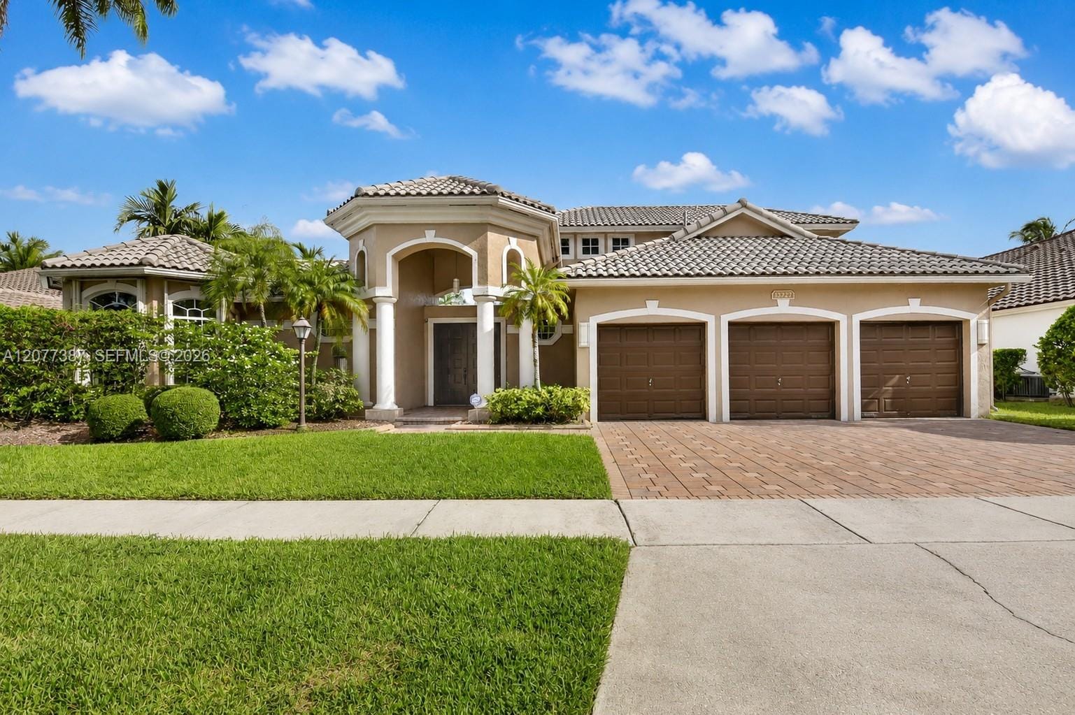 13727 NW 18th Street, Pembroke Pines, FL 33028