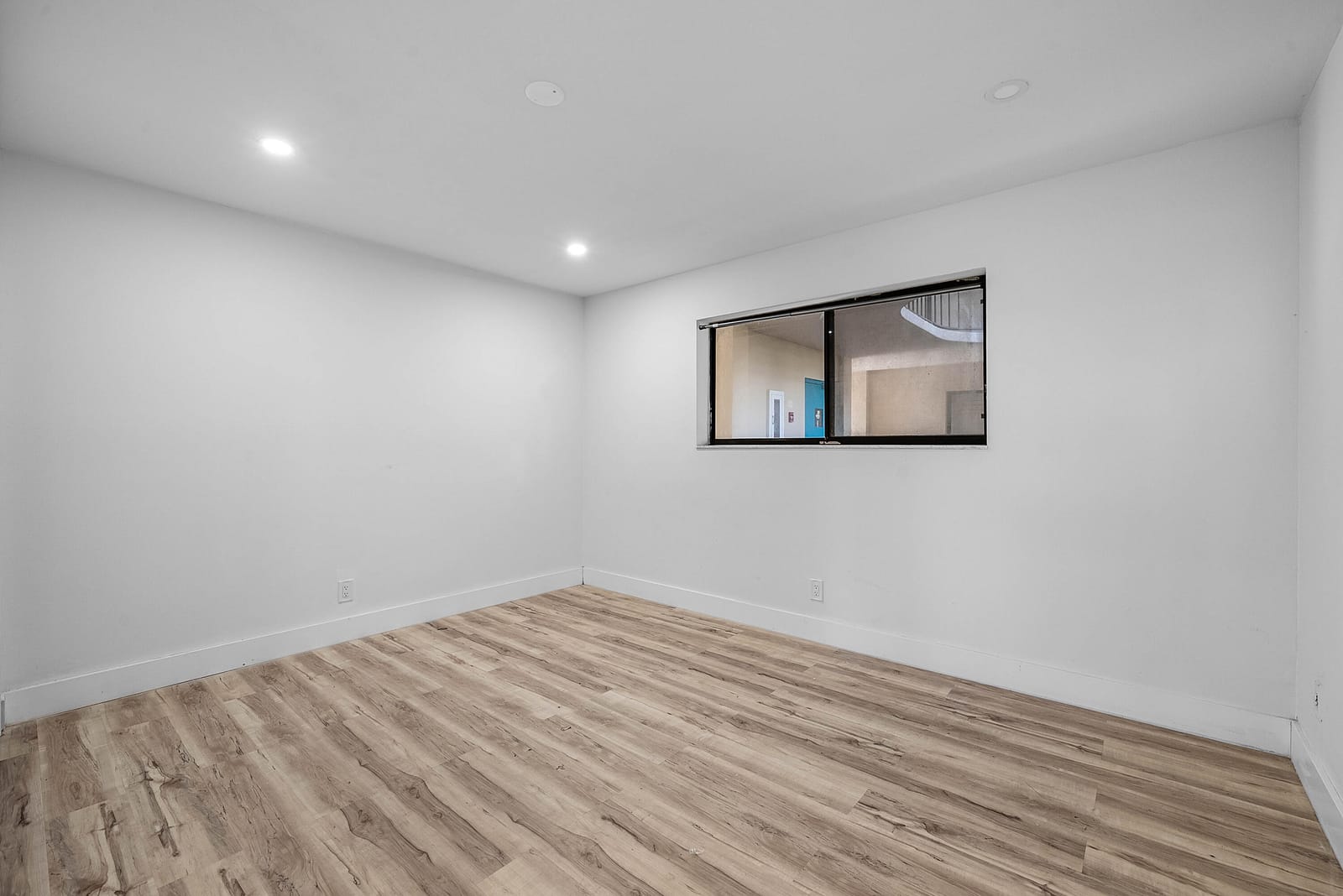 5190 LAS VERDES Circle 105, Delray Beach, FL 33484 photo 14