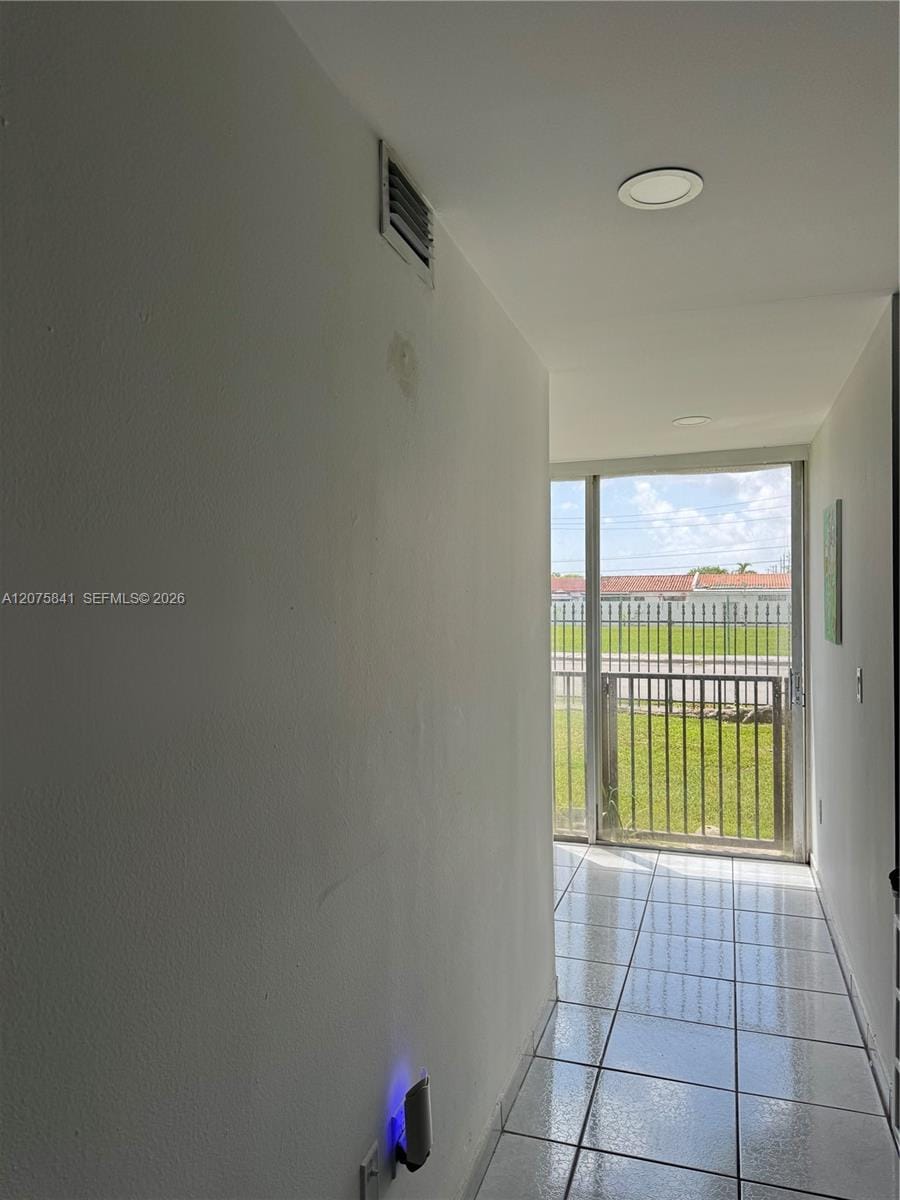 9401 SW 4th Street 103 — photo 6