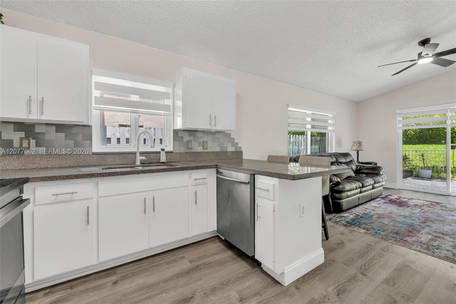 631 SW 176th Avenue — photo 7