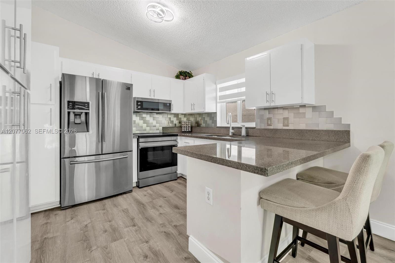 631 SW 176th Avenue — photo 10