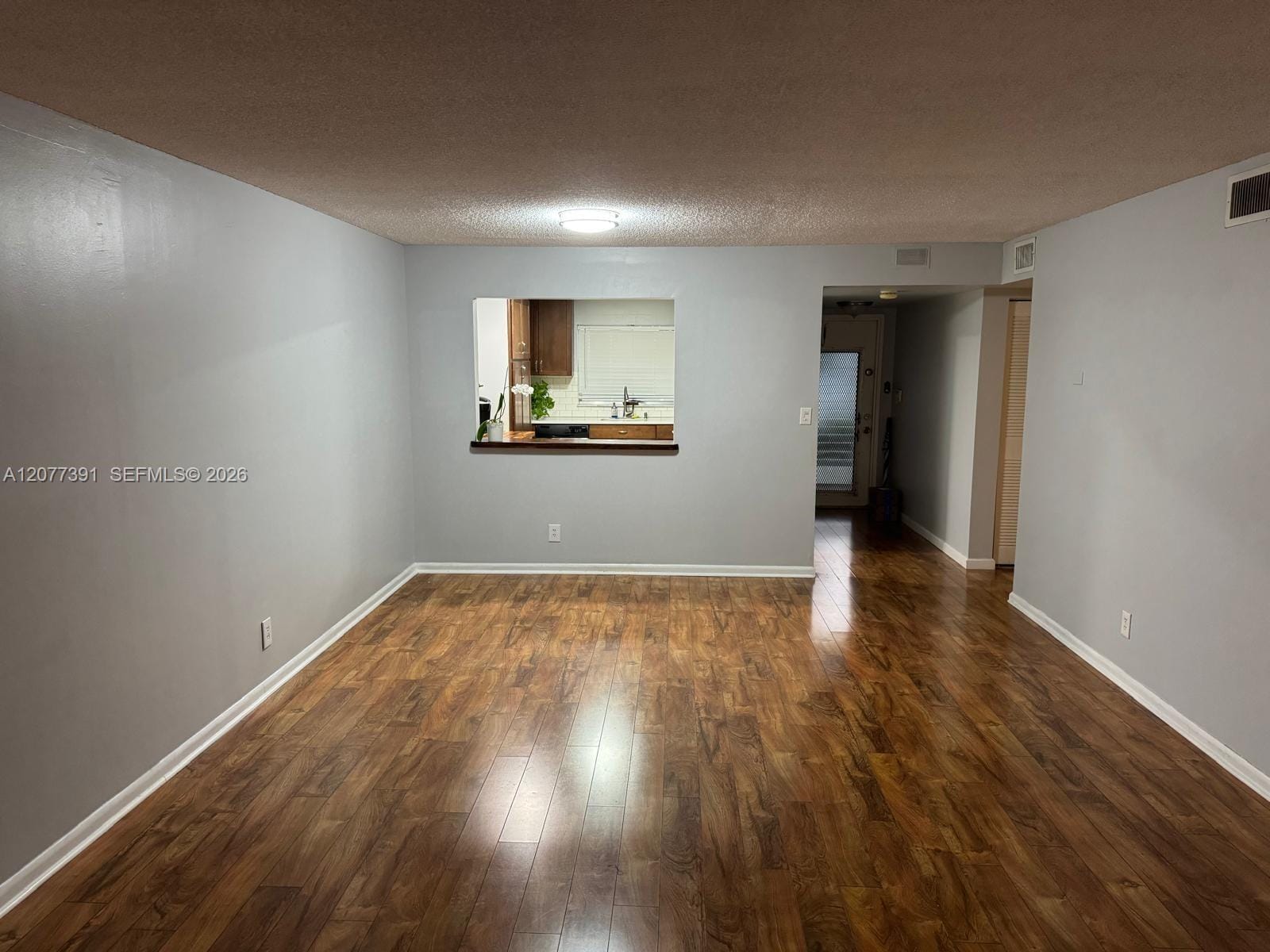9320 Sunrise Lakes Boulevard 104 — photo 7