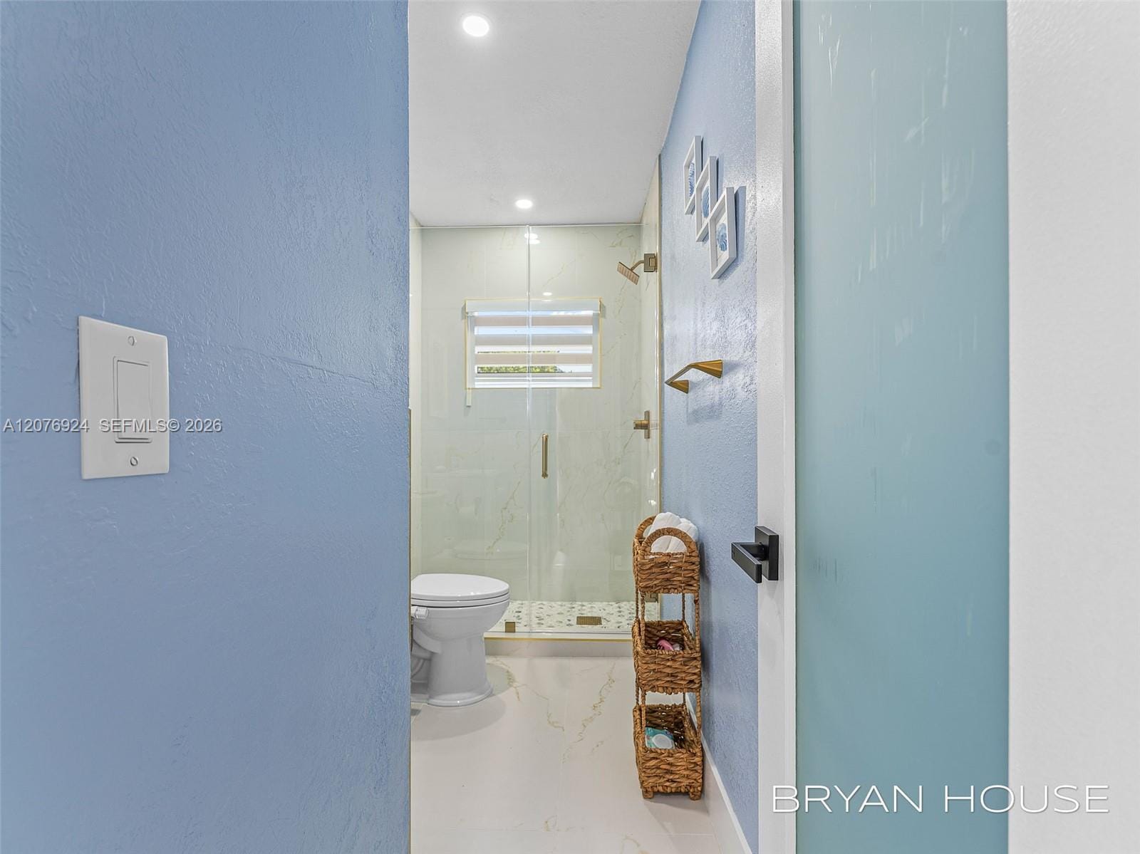 3341 NW 20th Street, Miami, FL 33142 photo 17