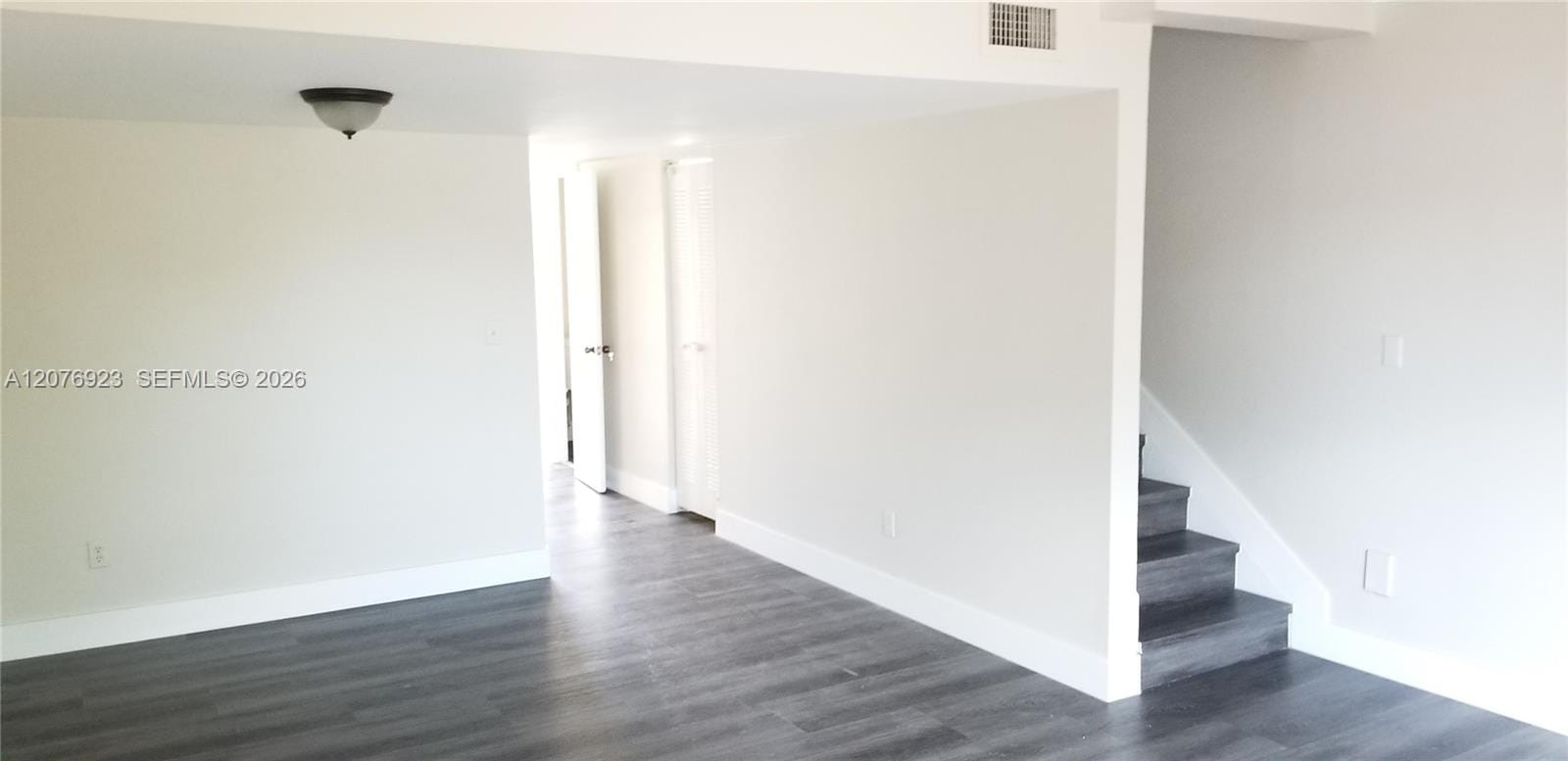8550 SW 109th Avenue 5-202 — photo 5