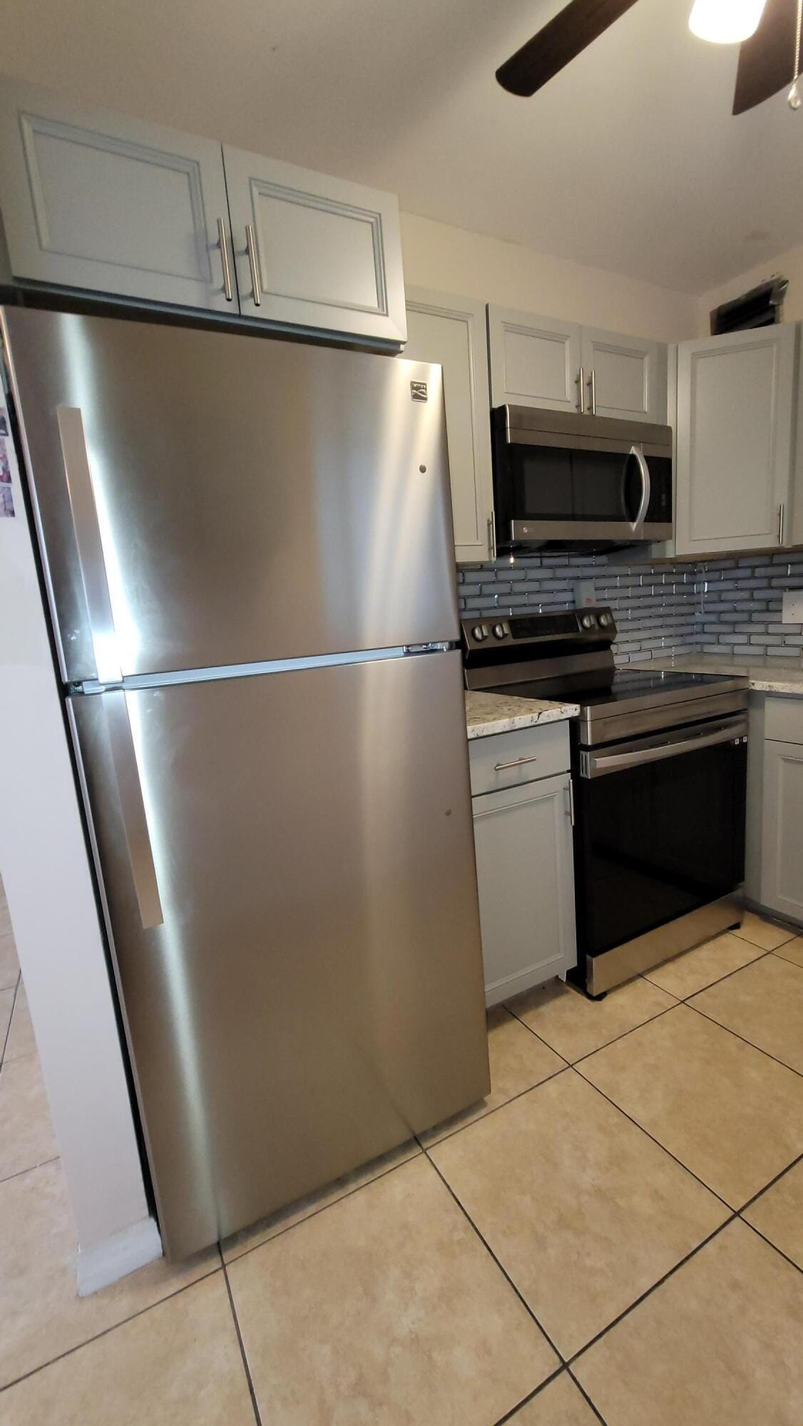 208 EASTHAMPTON I — photo 2