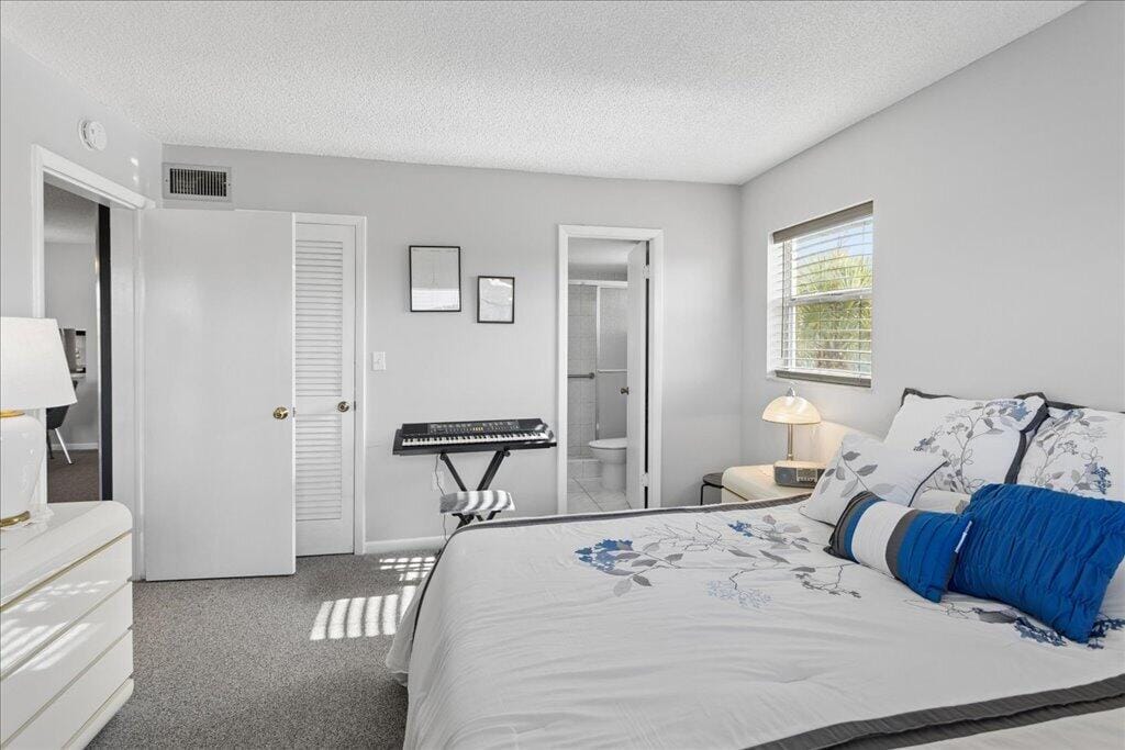 8510 Sunrise Lakes Boulevard 301 — photo 11