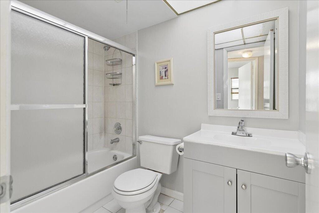 8510 Sunrise Lakes Boulevard 301, Sunrise, FL 33322 photo 17
