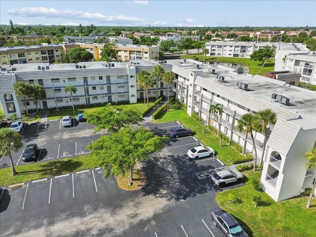 8510 Sunrise Lakes Boulevard 301, Sunrise, FL 33322 photo 18