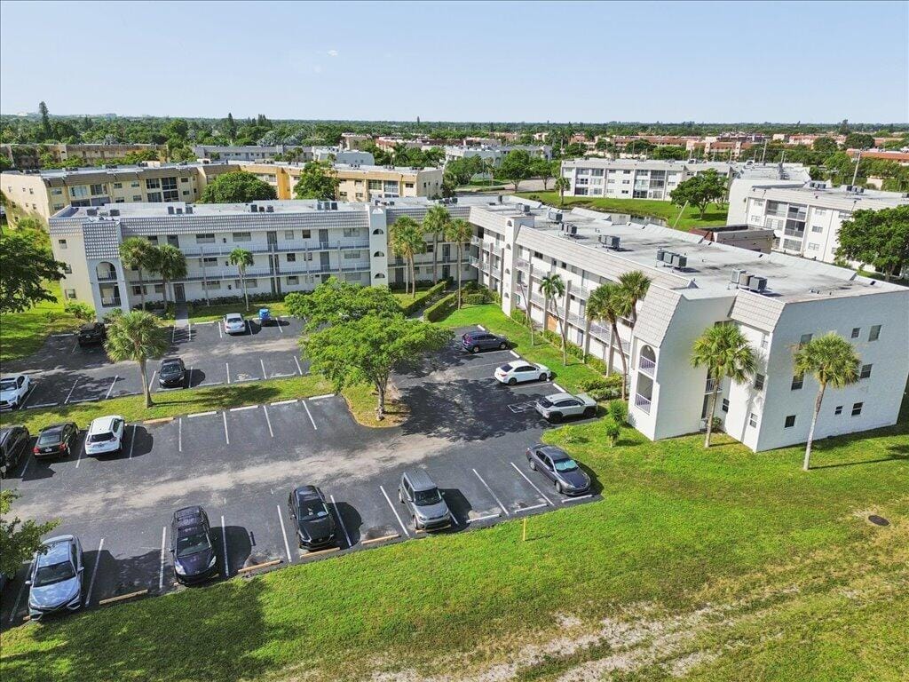 8510 Sunrise Lakes Boulevard 301, Sunrise, FL 33322 photo 19