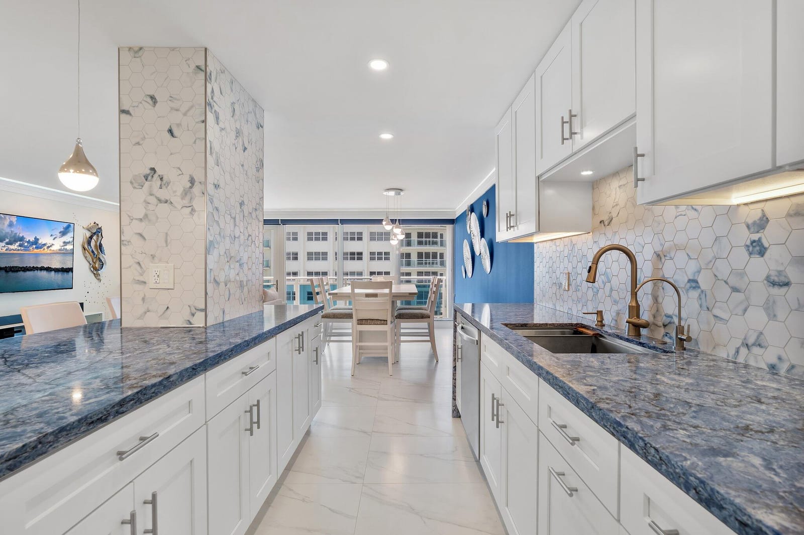3430 GALT OCEAN Drive 808 — photo 10