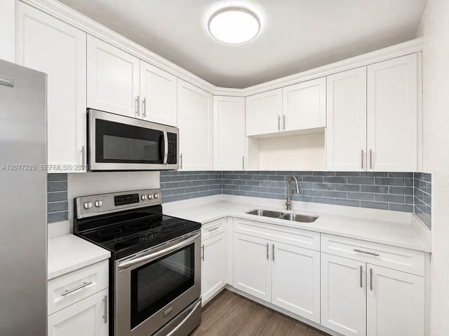 3380 NW 8th Street, Lauderhill, FL 33311