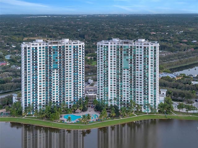 2641 N Flamingo Road 2205N, Sunrise, FL 33323