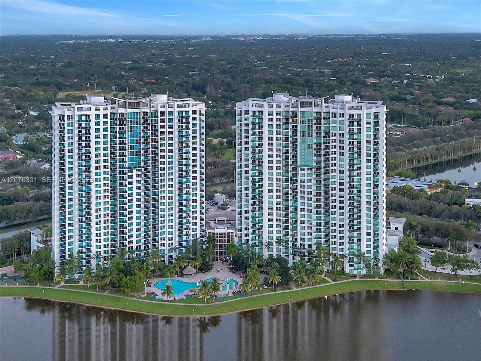 2641 N Flamingo Road 2205N, Sunrise, FL 33323