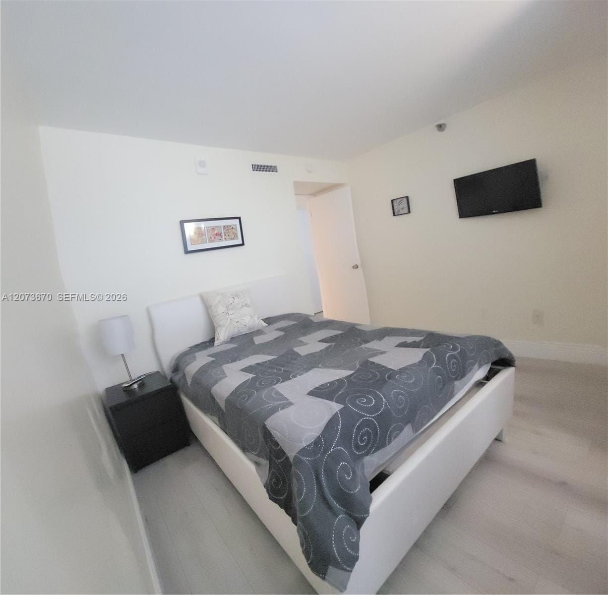 3200 Collins Avenue 9-1, Miami Beach, FL 33140 photo 16