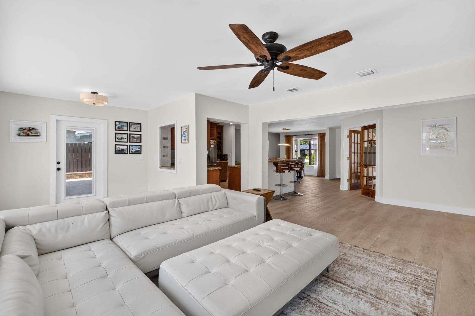 520 SE 14TH Street — photo 8