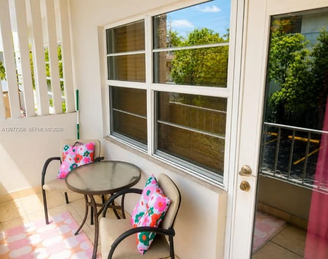 528 Meridian Avenue 202A, Star Meridian Condo, Miami Beach, FL