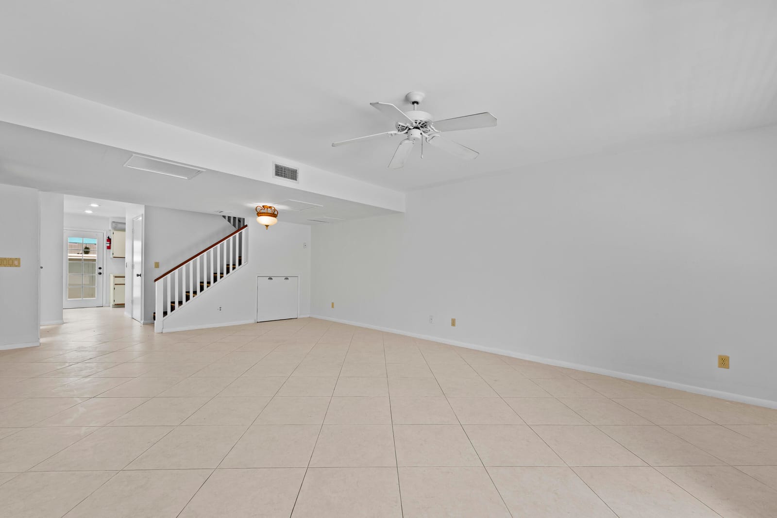 6151 Riverwalk Lane Unit 8 — photo 4