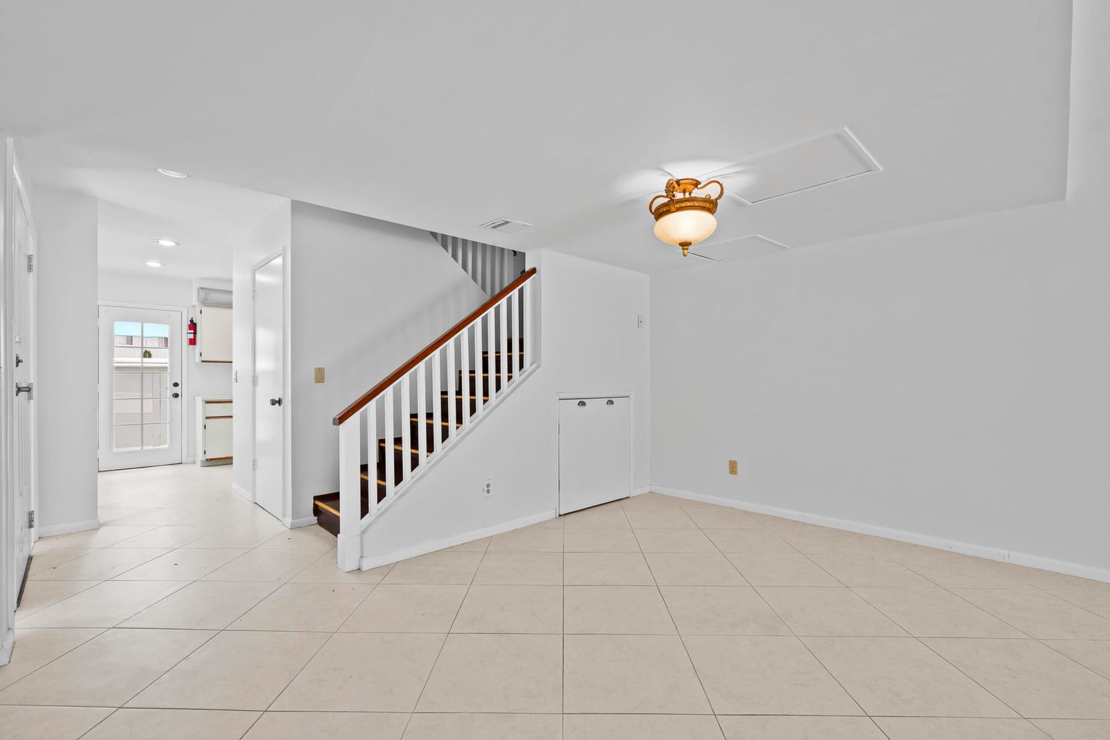 6151 Riverwalk Lane Unit 8 — photo 9