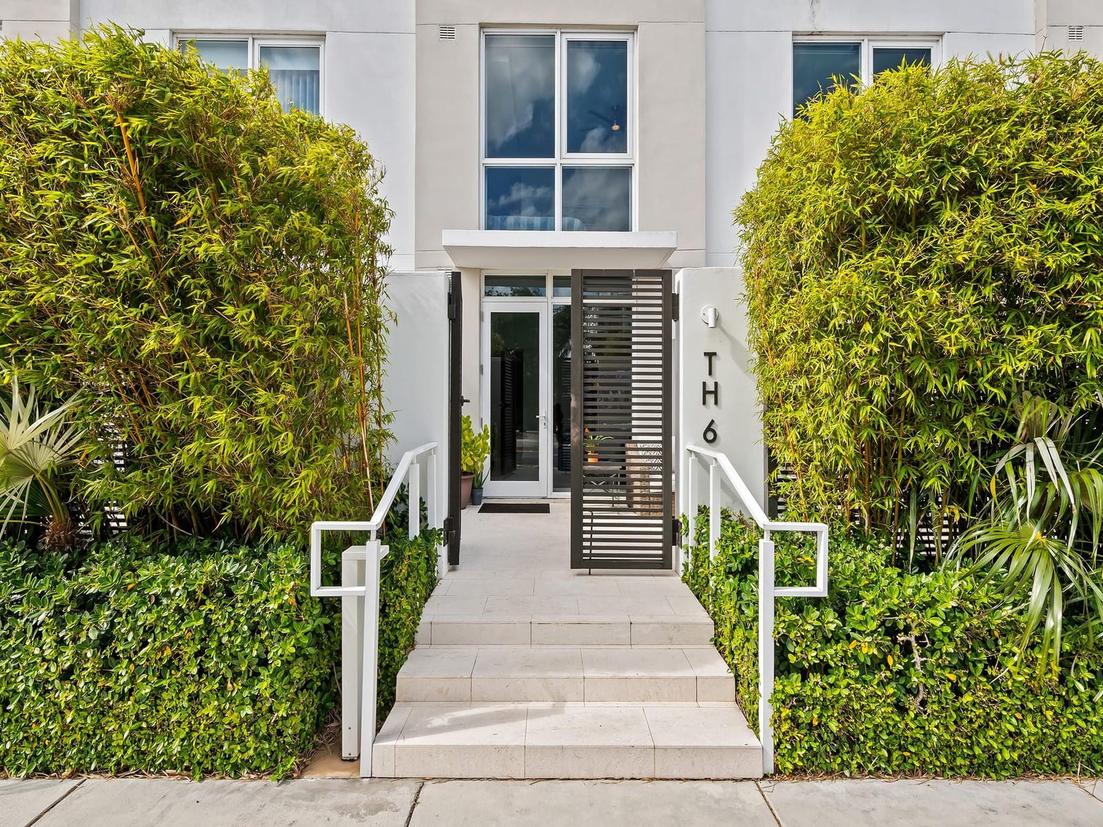 401 N Birch Th6 — photo 6