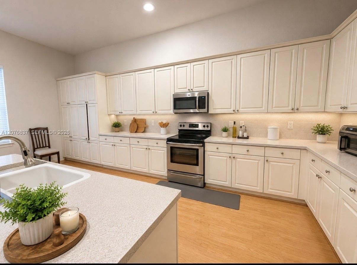1213 Skylark Drive 0 — photo 4