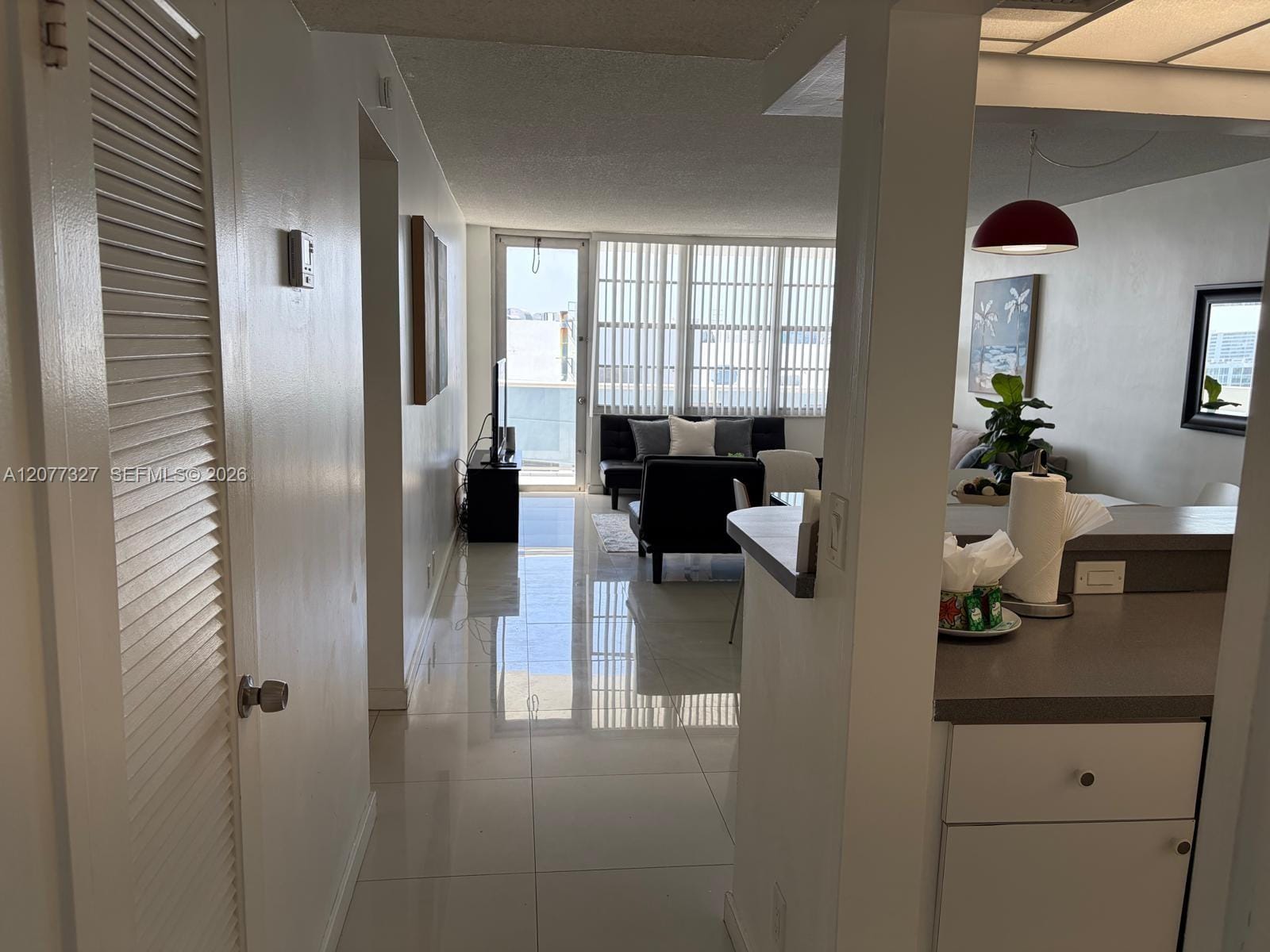 3725 S Ocean Drive 1517 — photo 2