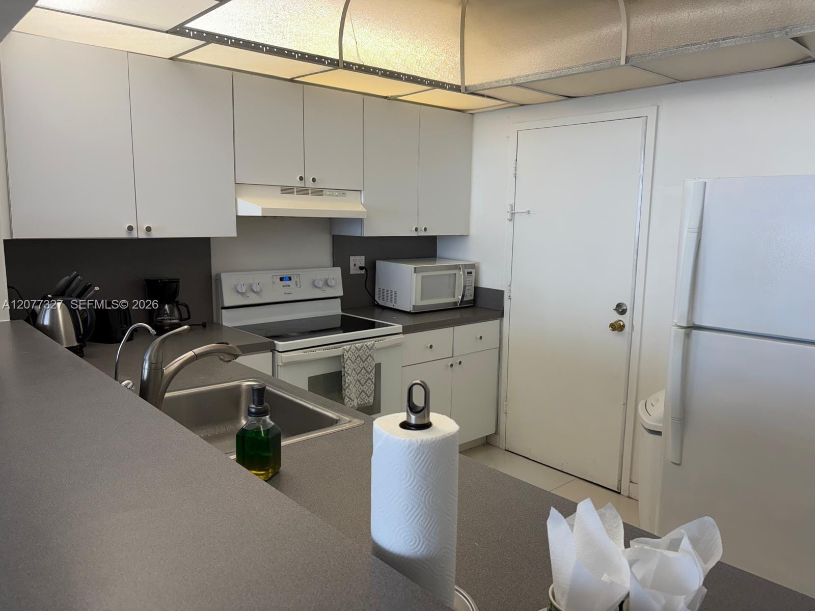 3725 S Ocean Drive 1517 — photo 3