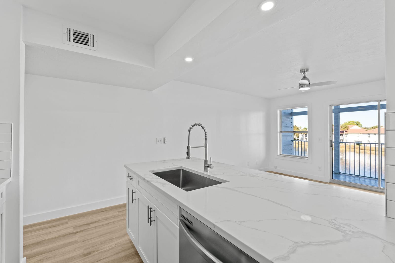 271 Cypress Point Drive, Palm Beach Gardens, FL 33418 photo 17