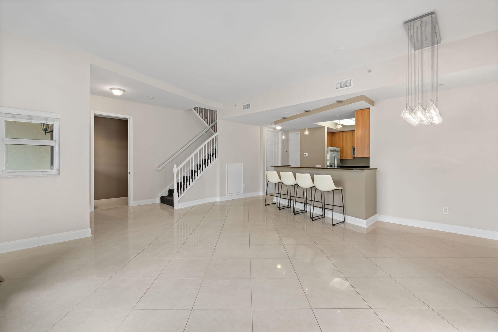 2617 NE 14th Avenue 109 — photo 5