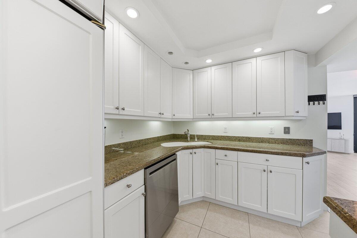 5420 N Ocean Drive — photo 6