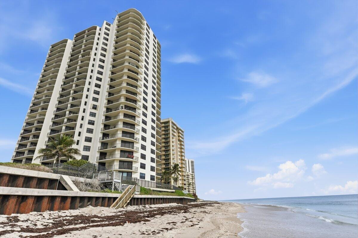 5420 N Ocean Drive, West Palm Beach, FL 33404 photo 14