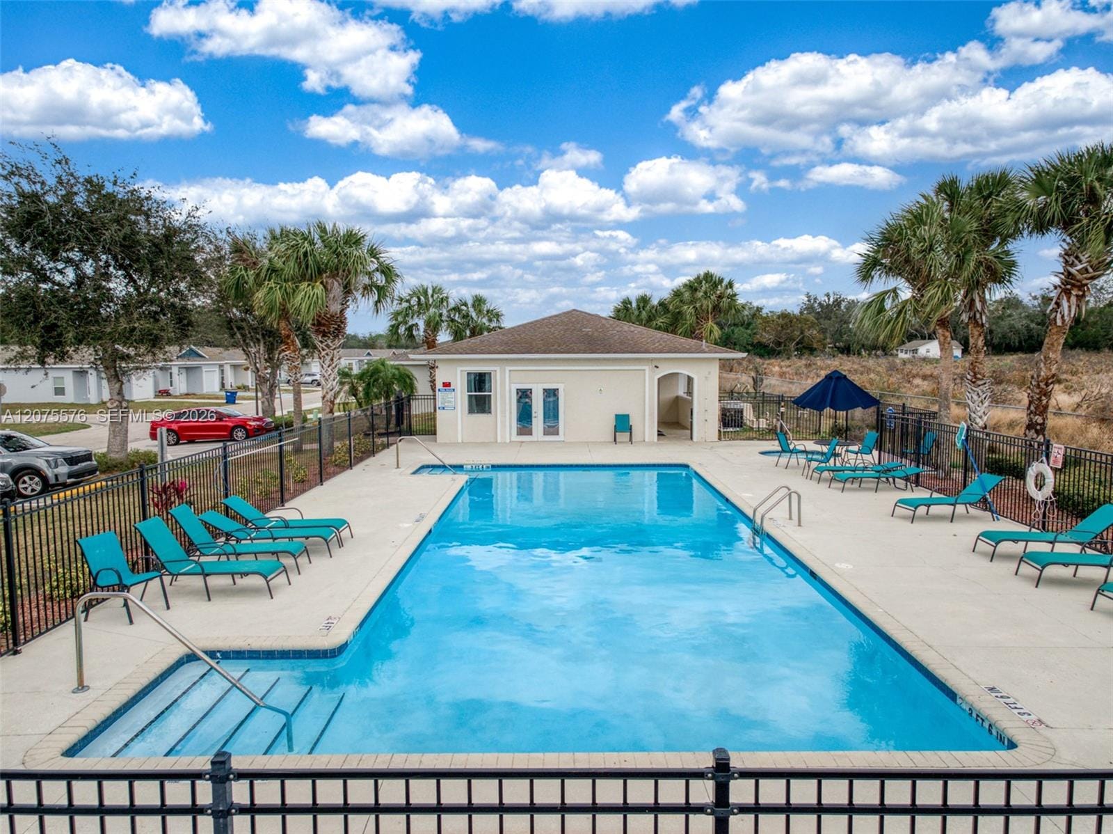 1481 Las Villas Boulevard — photo 3