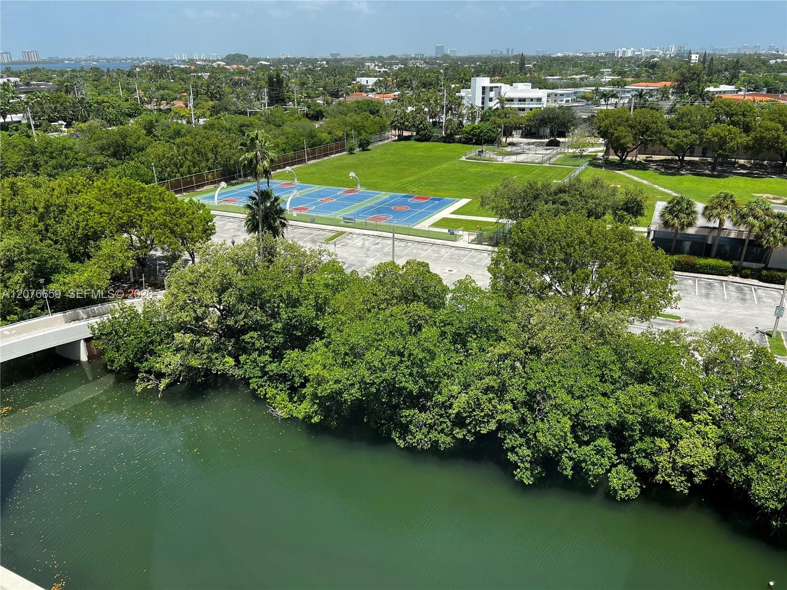 7441 Wayne Avenue 8I, Miami Beach, FL 33141