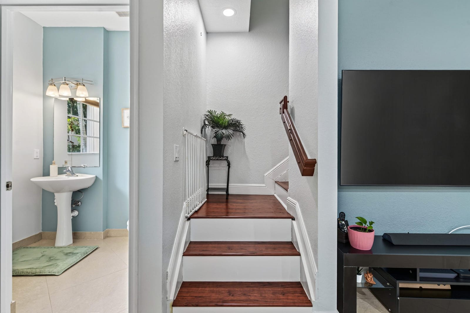 4607 Danson Way — photo 8
