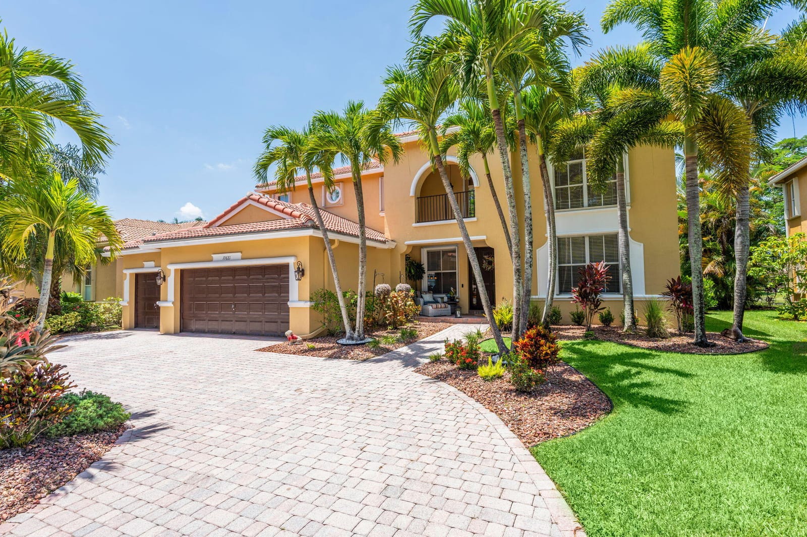 10671 CYPRESS LAKES PRESERVE Drive — photo 3