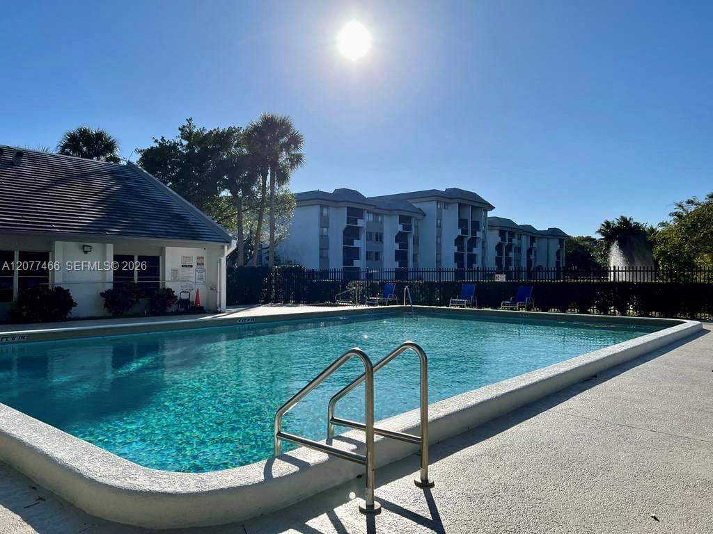 721 N Pine Island Road 213 — photo 5