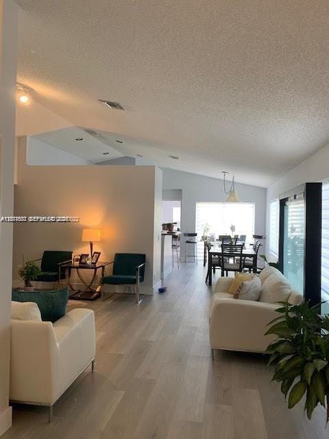 1477 Majesty Terrace — photo 4