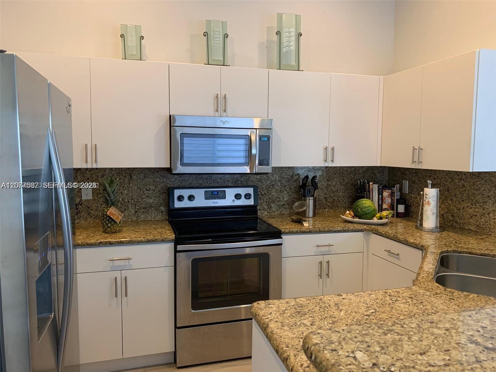 1477 Majesty Terrace — photo 9