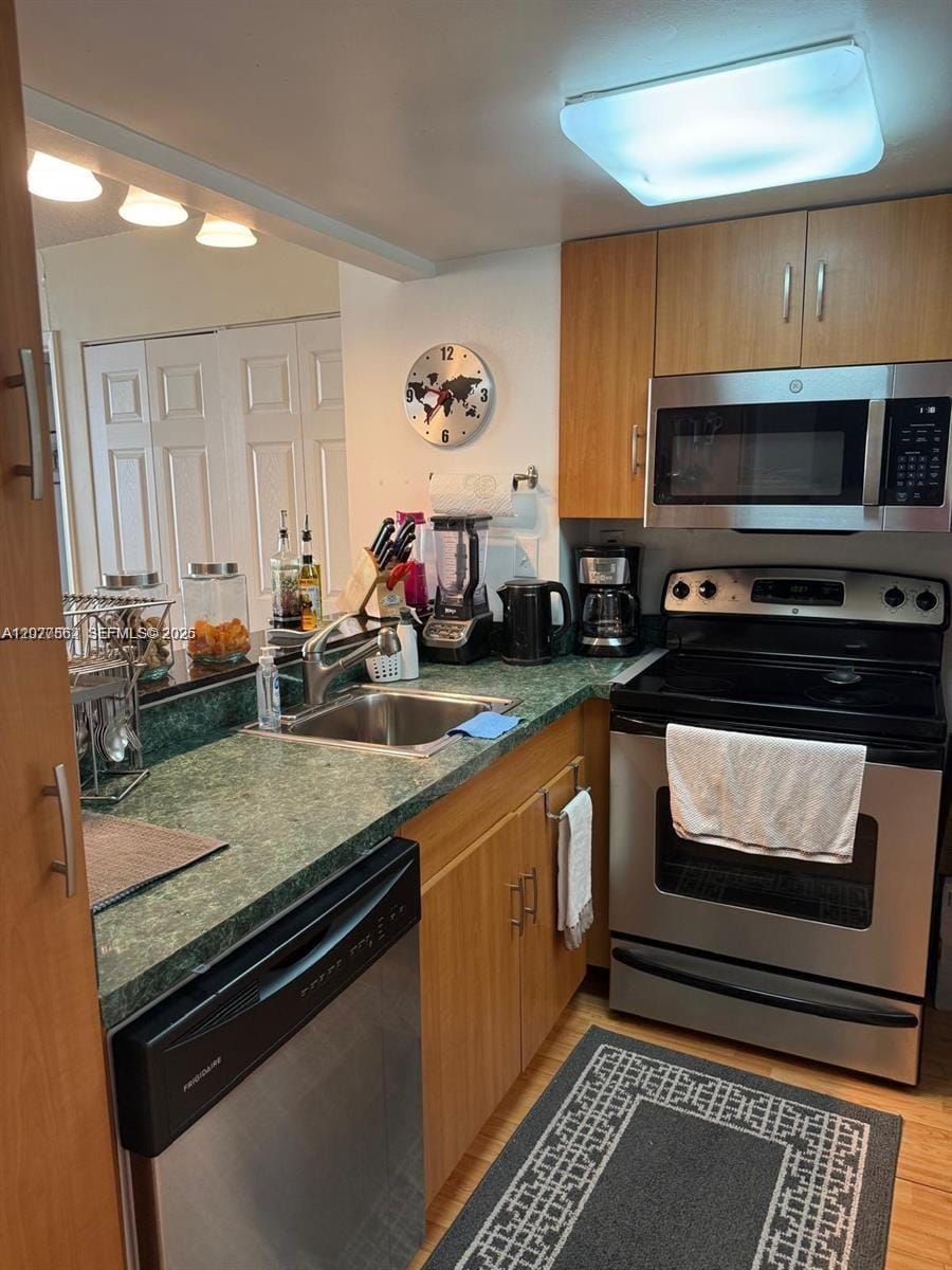 540 Brickell Key Drive 910, Miami, FL 33131 photo 4