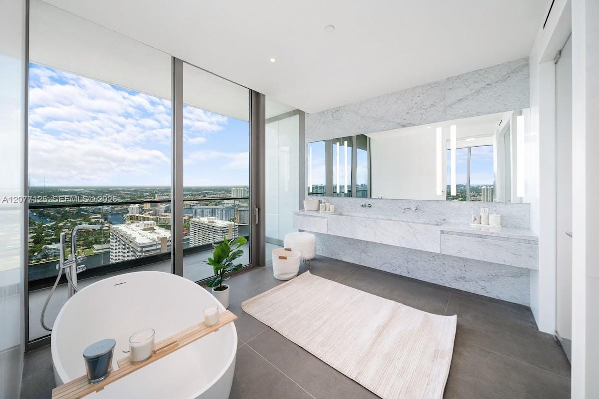 2000 S Ocean Drive 31B, Hallandale Beach, FL 33009 photo 13