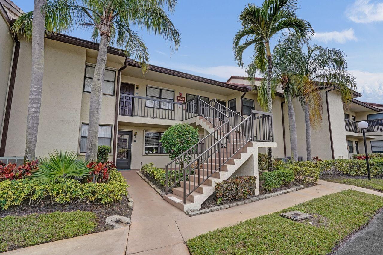 7674 Tahiti Lane 101 — photo 5