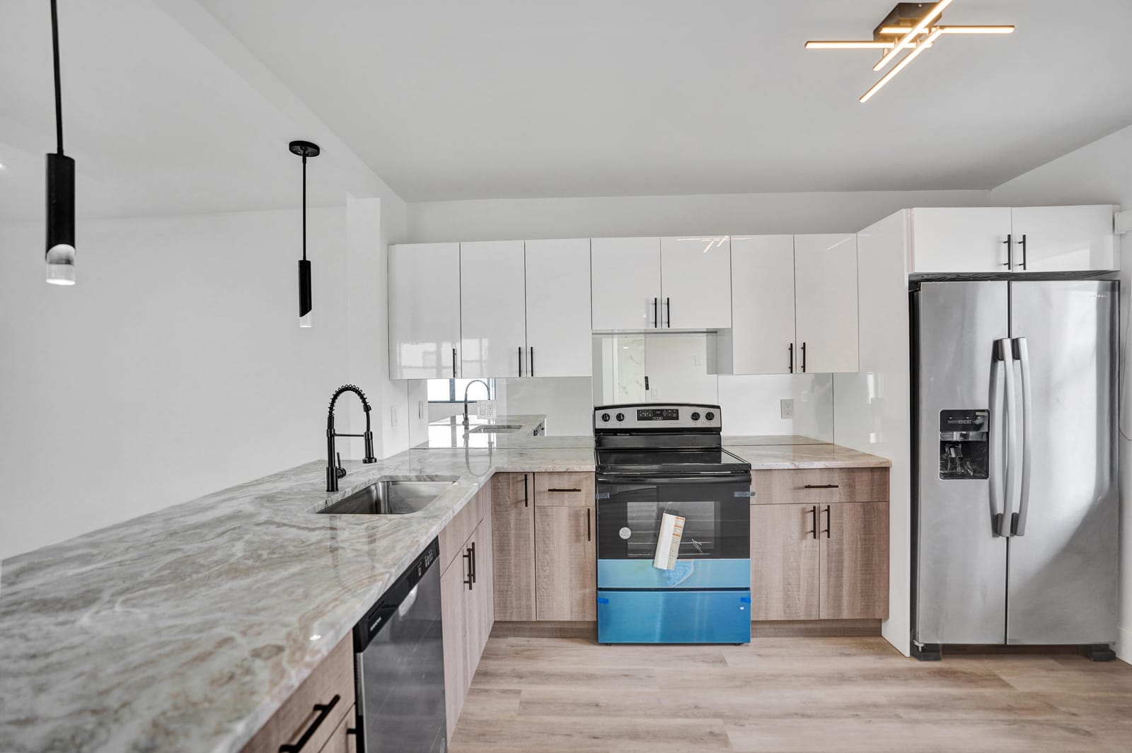 7674 Tahiti Lane 101 — photo 10