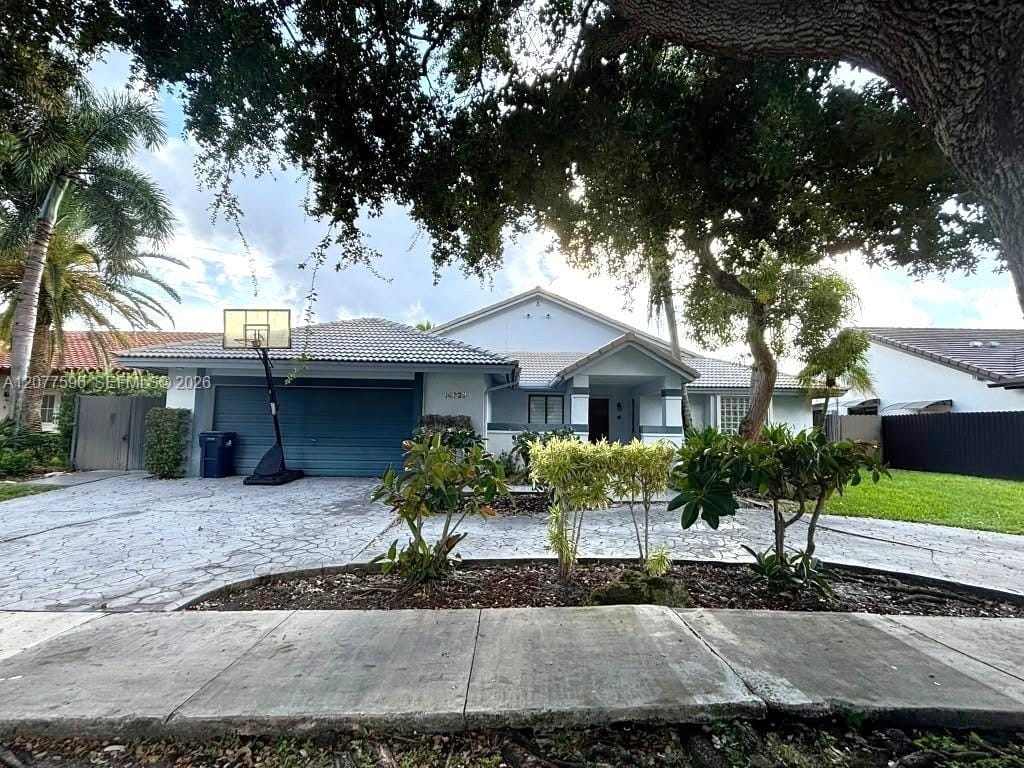 14629 Glencairn Road, Miami Lakes, FL 33016 photo 1